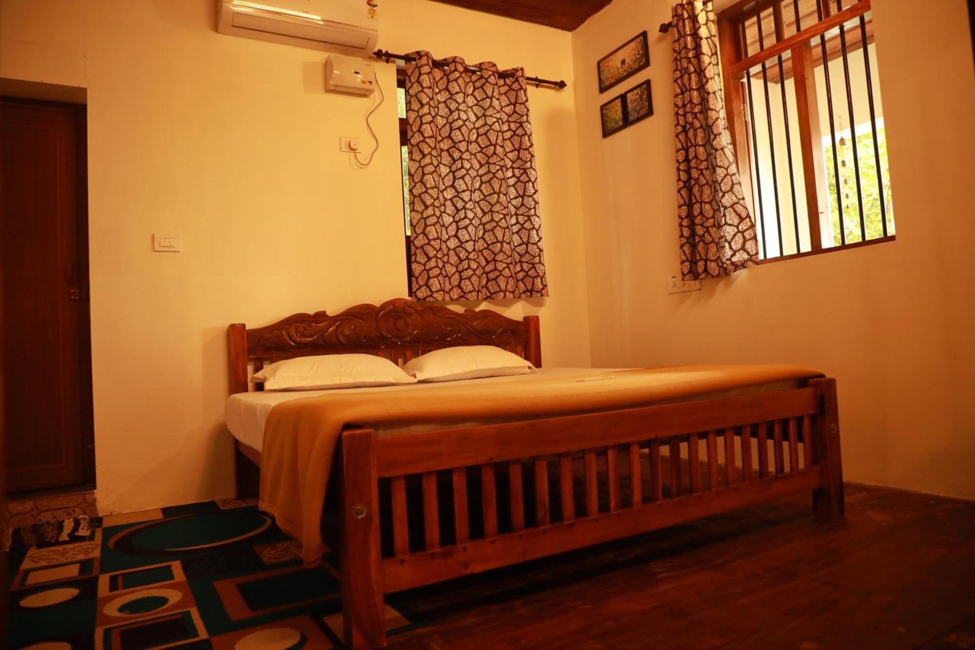 Kovalam Lake View Villa Vellayani Екстер'єр фото