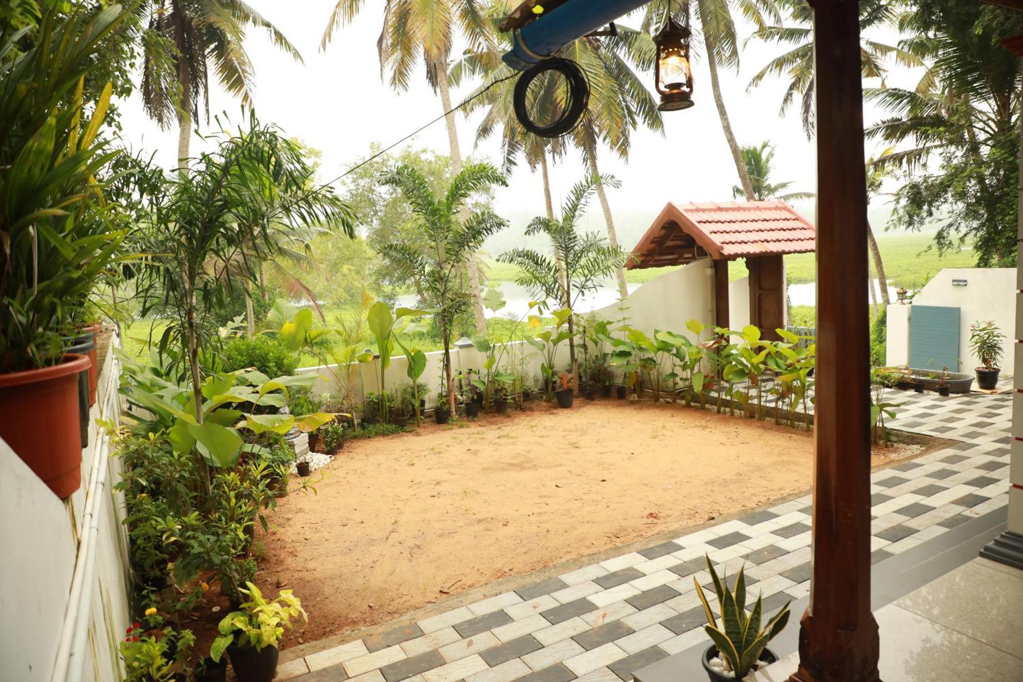Kovalam Lake View Villa Vellayani Екстер'єр фото