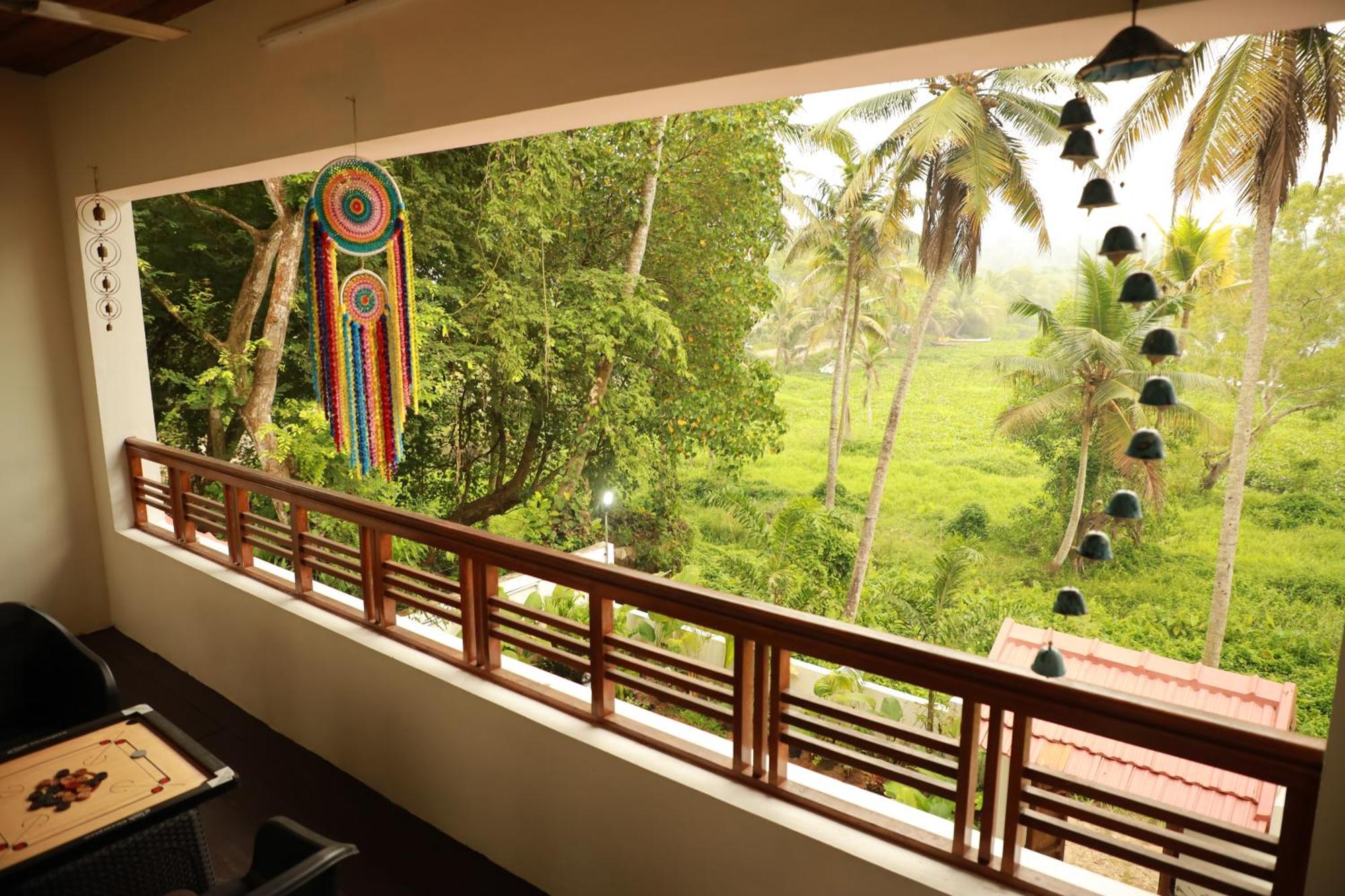 Kovalam Lake View Villa Vellayani Екстер'єр фото