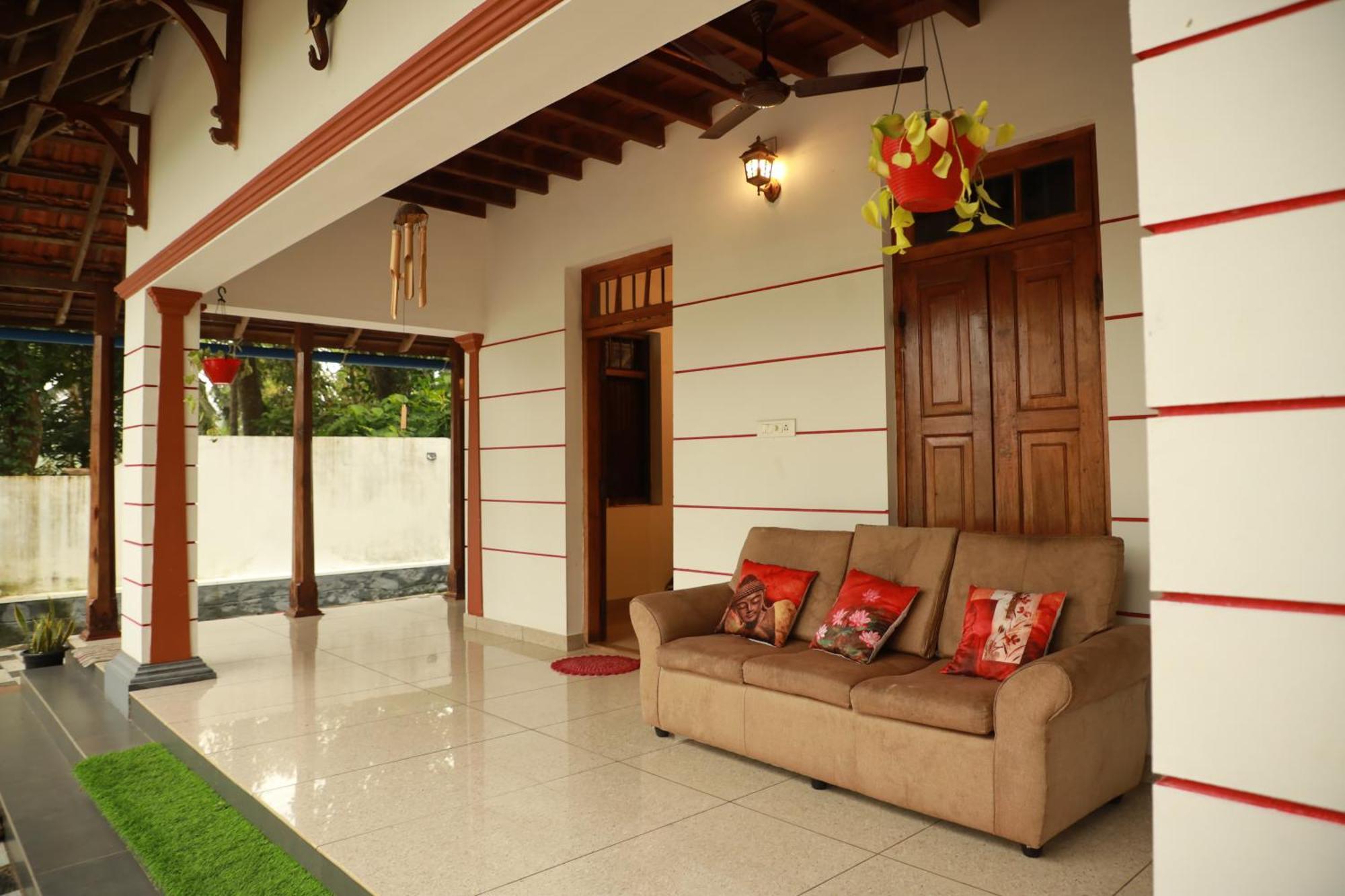 Kovalam Lake View Villa Vellayani Екстер'єр фото