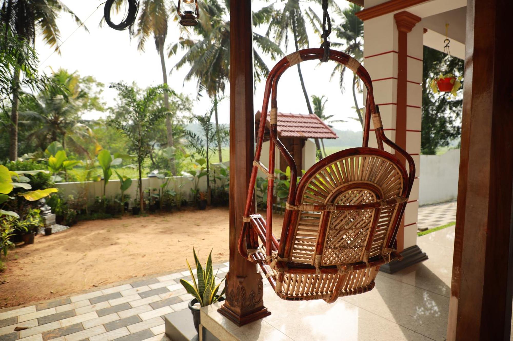 Kovalam Lake View Villa Vellayani Екстер'єр фото