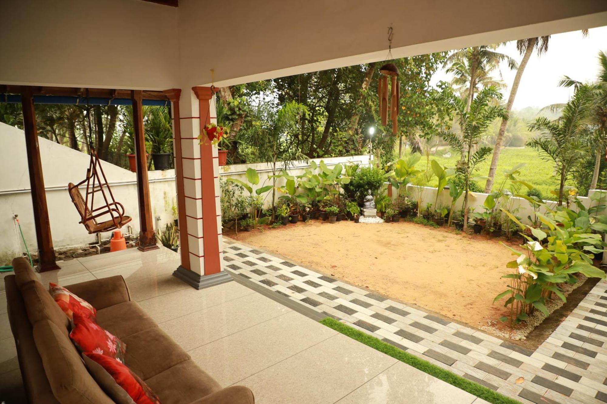 Kovalam Lake View Villa Vellayani Екстер'єр фото